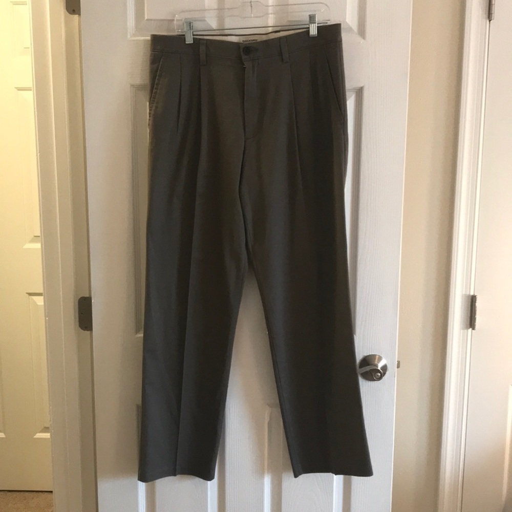 Men’s Dockers!